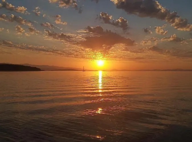 イン Athina-milina ミリナ