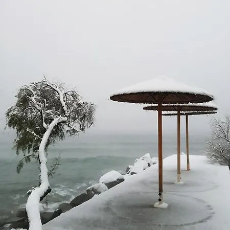 Kro Athina-milina Milína