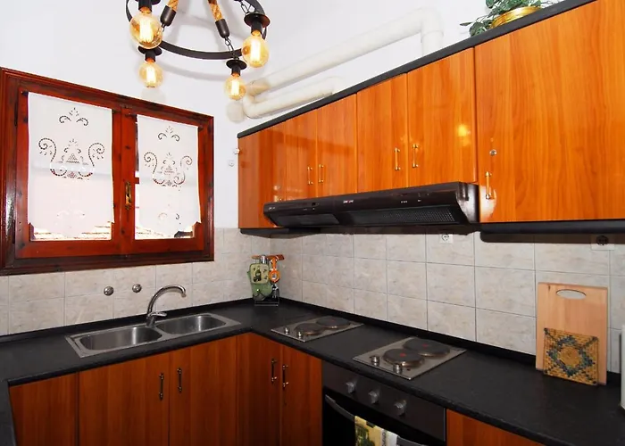 Athina-milina * Milina