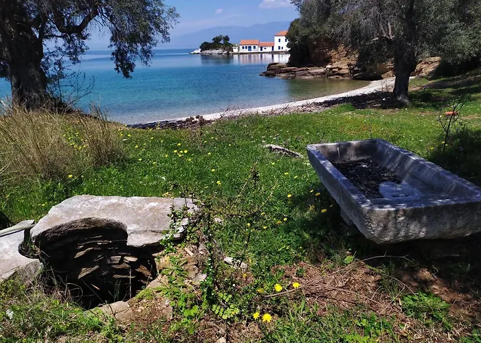 Athina-milina Inn Milina